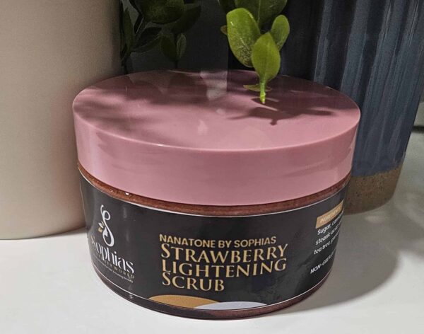 Sophias Strawberry Lightening Serum